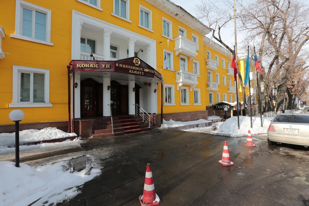 Ambassador Hotel Almaty Bagian luar foto